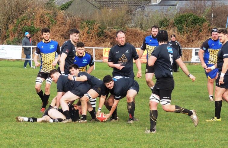 George Evans sets Neyland away (Pic - Bill Carne)